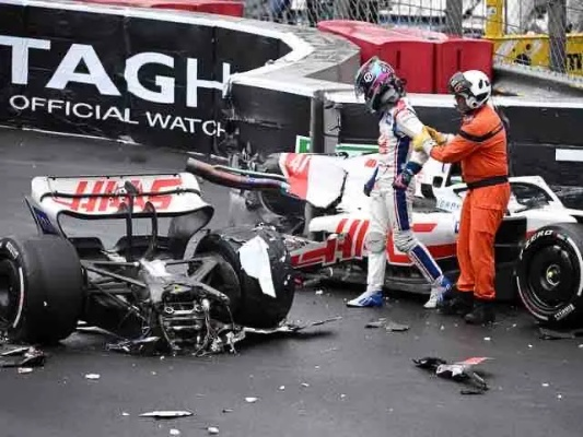 F1赛车手不幸离世，赛车安全问题再度引发关注-第2张图片-www.211178.com_果博福布斯